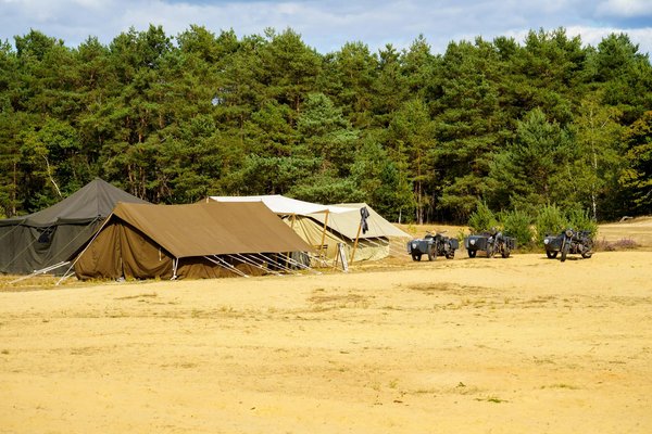 Quels sont les meilleurs itinéraires pour une randonnée dans les montagnes du Caucase, Géorgie ?